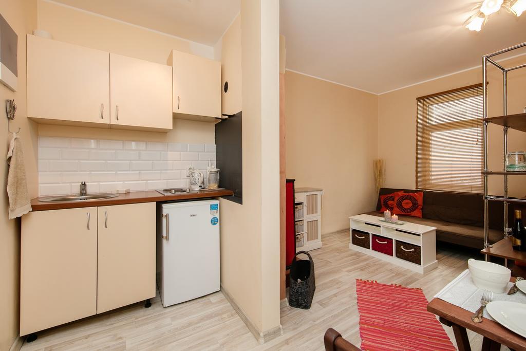 Small Apartment In Sikupilli Tallinn Extérieur photo